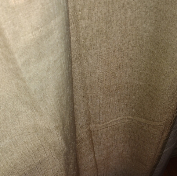 Broyhill Curtain Panels - Picture 5 of 14